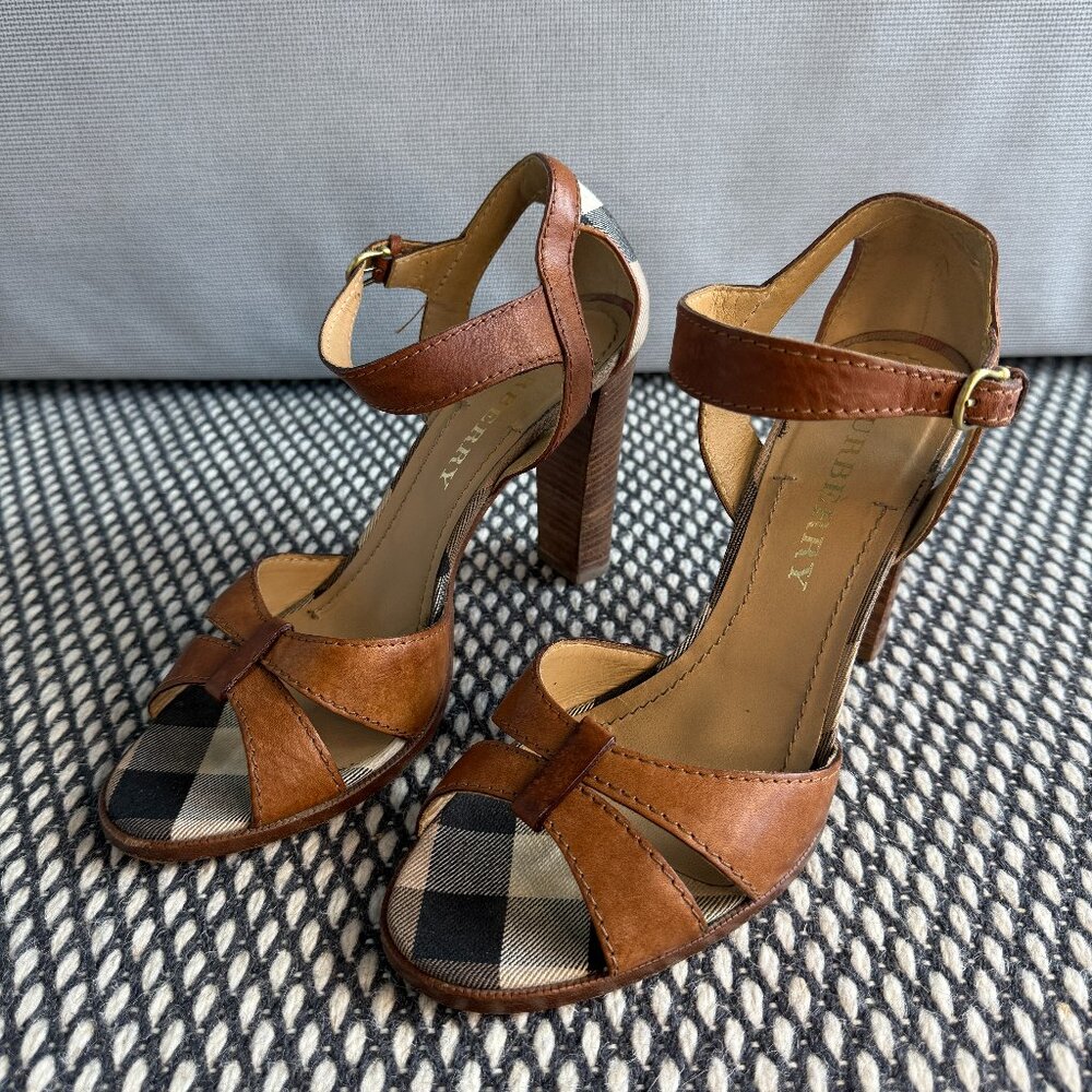 Burberry Brown Leather Sandals | Size 40 | Plaid Footbed | Designer Heels